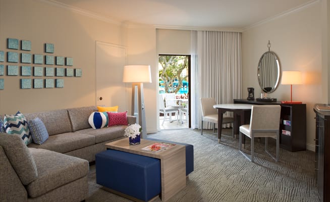 ONE BEDROOM ISLAND SUITE