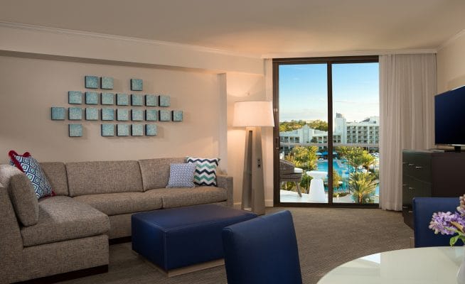 DELUXE TOWER SUITE - ONE BEDROOM